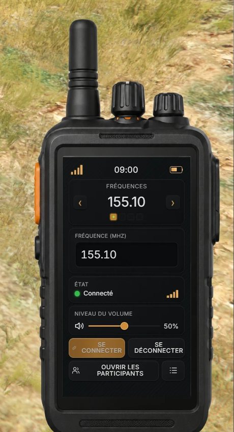 La radio ouverte en jeu sur Exodus : fréquence 155.10, état Connecté, niveau du volume à 50 %, boutons Se connecter et Se déconnecter, Ouvrir les participants.